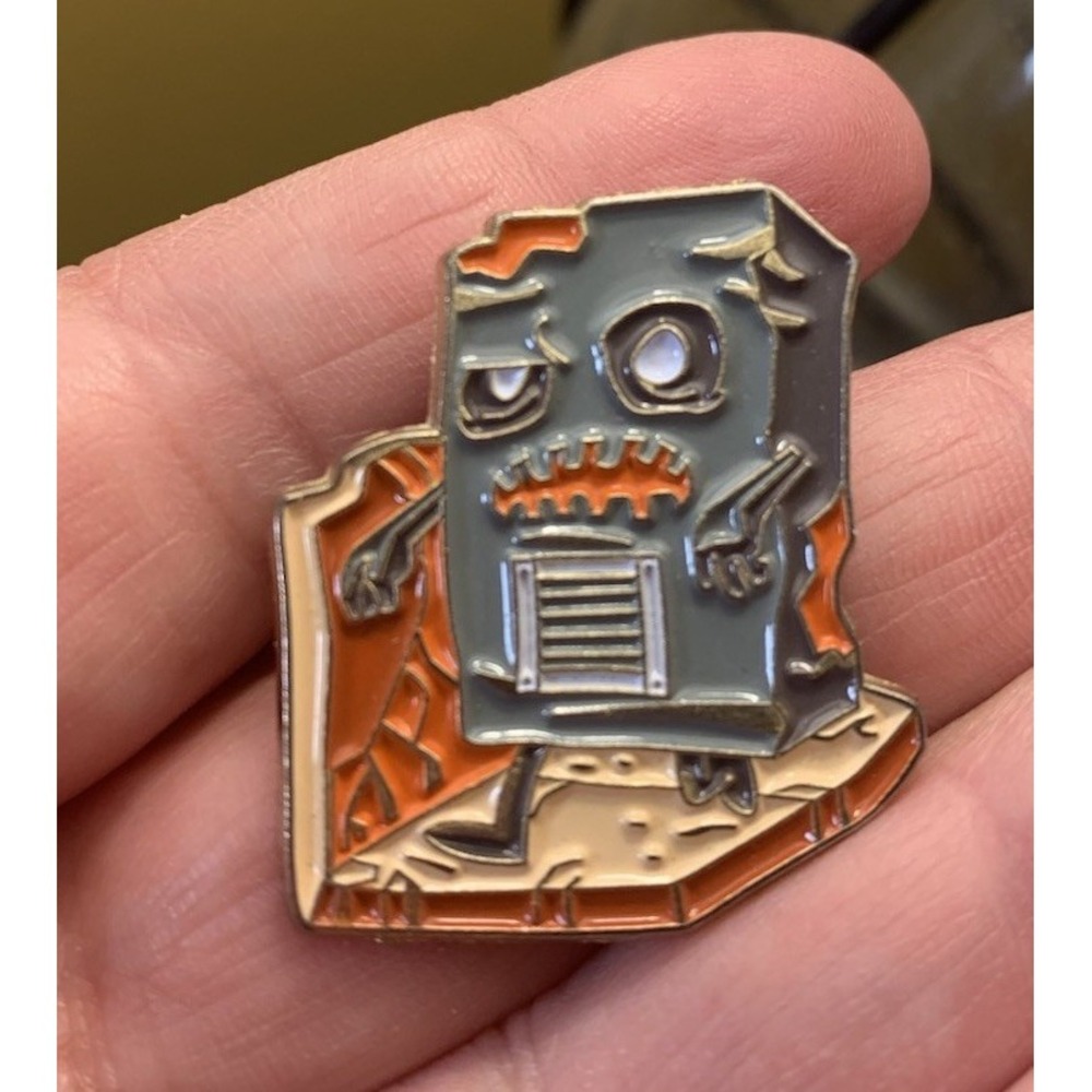 Walking Zombie Dead Horror Loot Crate‎ February 2016 Enamel Lapel Hat Pin